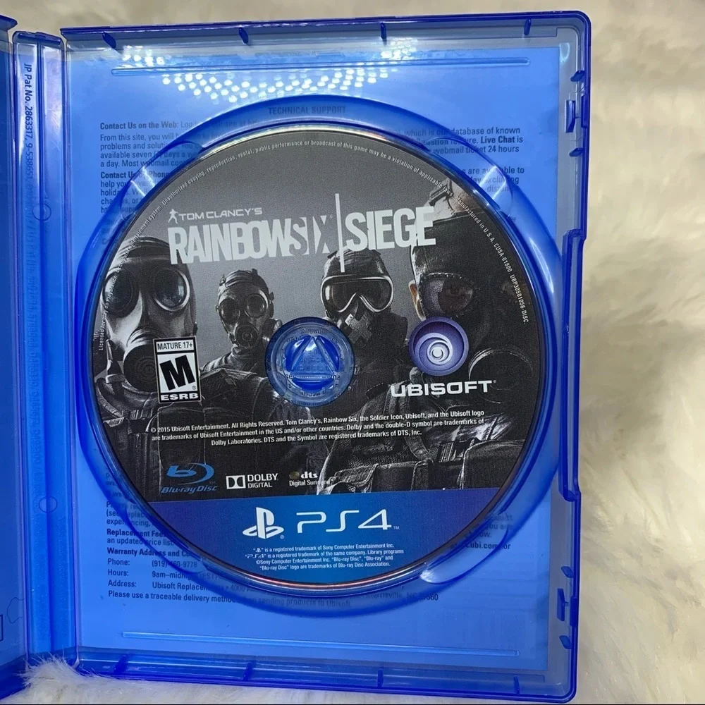 Tom Clancy's Rainbow Six: Siege PS4 Video Game